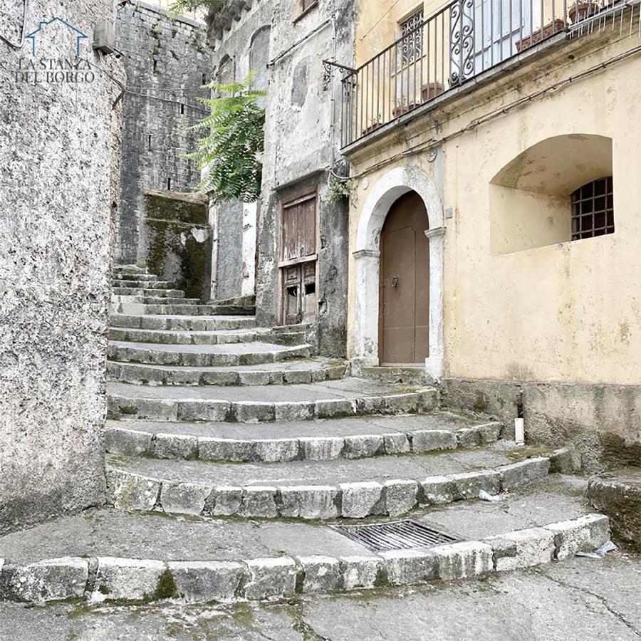 شقة La Stanza Del Borgo ماراتييا المظهر الخارجي الصورة